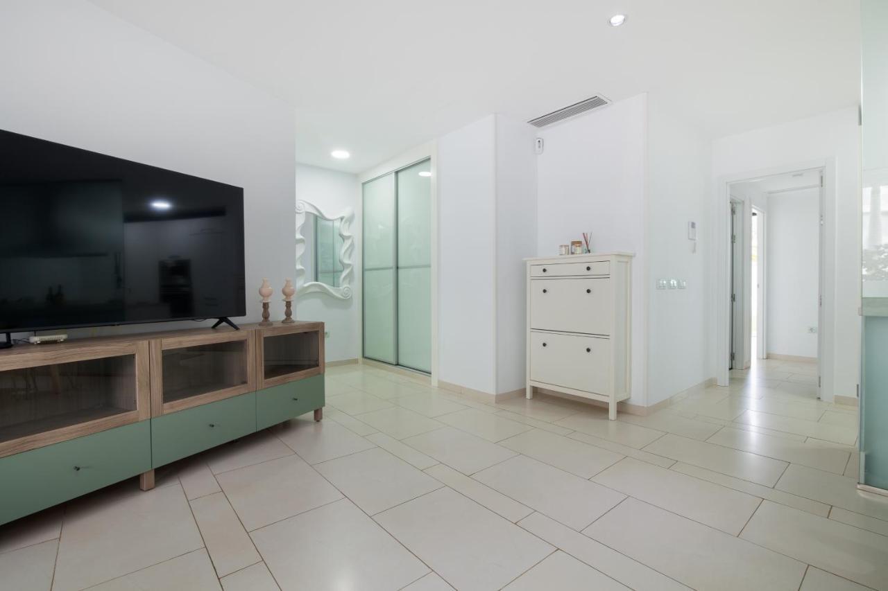 Luxury Avilla Las Olas - Swimming Pool 85M Long - Garage ปาล์ม-มาร์ ภายนอก รูปภาพ